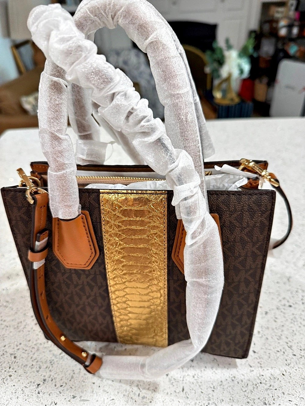 Michael Kors Mercer MD Messenger Brown & Gold Tote